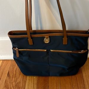 Like new Michael Kors navy shoulder bag